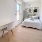3p Refait A Neuf - Parking L430cm X W275cm Lägenhet *