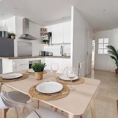 Apartament 3p Refait A Neuf - Parking L430cm X W275cm Antibes